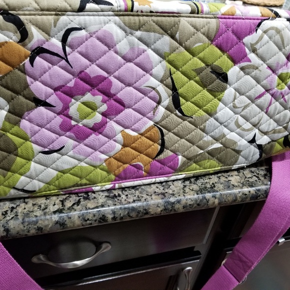 Weekend tote - Picture 3 of 3